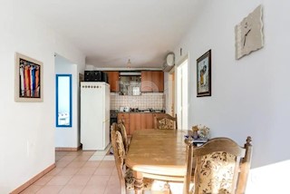 Pag - top apartma za turizem, 1. red do morja!