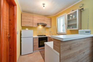 Milovčići - prodaja hiše s 3 apartmaji