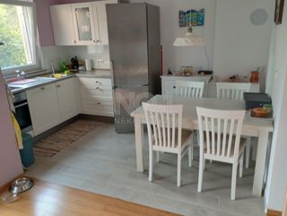 Dobrinj/Šilo - prodaja stanovanja z ložo in vrtom