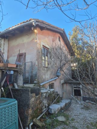 Kastav, Spinčići - prodaja gradbenega zemljišča s staro hišo