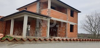 Marčana, Šarići - prodaja hiše v Roh-Bau fazi!