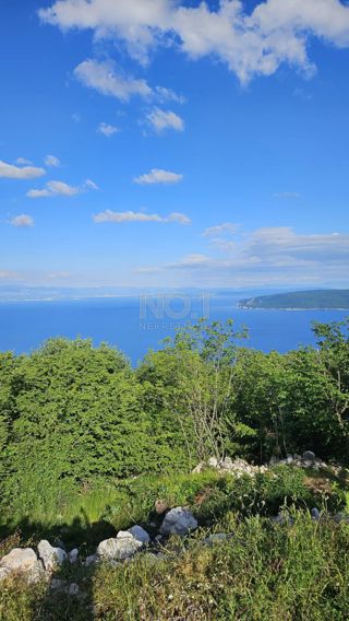 Mošćenička Draga - kmetijsko zemljišče s pogledom na morje