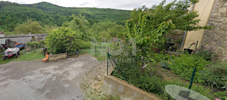 Buzet, Sovinjak - imanje s ruševinama