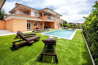 Rovinjsko Selo - čudovita vila z bazenom