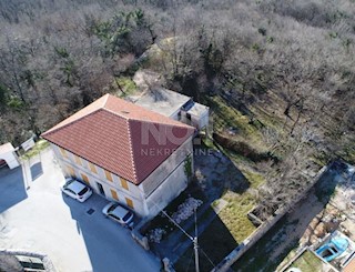 Okolica Kraljevice - Gospodova kamnita hiša za obnovo