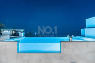 Pobri - prodaja penthousea z bazenom
