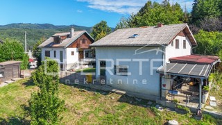 PRODAJA, REMETE, REMETSKI KAMENJAK, 2 SAMOSTOJEČE HIŠE NA PARCELI OD 1440m2.