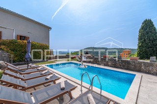 Istra, območje Buj - avtentična kamnita hiša