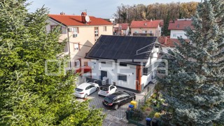 PRODAJA, HIŠA S 3 STANOVI IN 1 APARTMAJEM, MAKSIMIR, OBOJSKI GAJ.