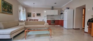 Trisobni apartma - Krk center, 80m od morja
