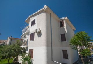 Simpatičen apartma v Baški