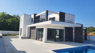 Prekrasna moderna vila - Žgaljići, Krk