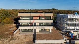 Istra, Poreč - Luksuzni penthouse v drugem nadstropju s pogledom na morje