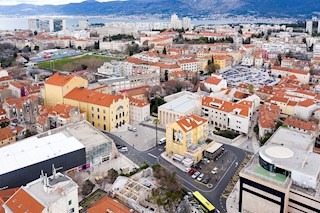 Split - dvonadstropno stanovanje 50m2 v samem centru mesta