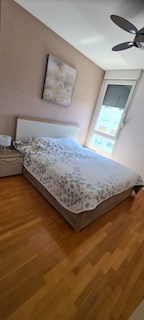 Split: Sukoišan - 60m 2-sobno stanovanje