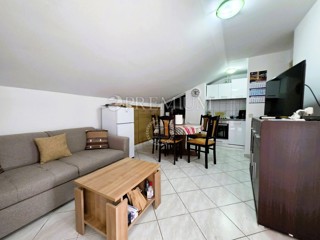 Malinska, apartma v bližini morja, 55 m²