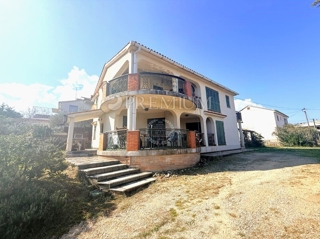 Šilo, stanovanje na prodaj blizu morja!