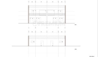 Zazidljivo zemljišče v Vrbniku z razgledom na morje!