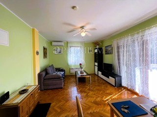 Malinska, apartma, 1. nadstropje, 300 m od morja