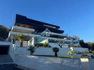 PENTHOUSE, BAZEN, ODPRT POGLED, GARAŽA, DVIGALO