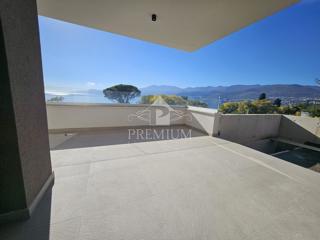 NOVOZGRAJENO STANOVANJE, GARAŽA, DVIGALO, RAZGLED