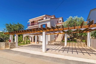 Hiša, prodaja, Mesto Krk, Hrvatska, 405 m2, 635.000,00 EUR
