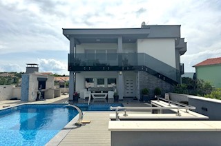 Hiša, prodaja, Mesto Krk, Hrvatska, 252 m2, 1.200.000,00 EUR