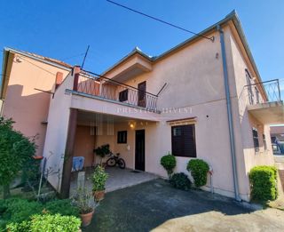 Hiša Bulevar, Zadar, 150m2
