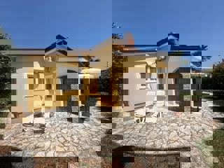 POREČ - DRUŽINSKA HIŠA NAPRODAJ