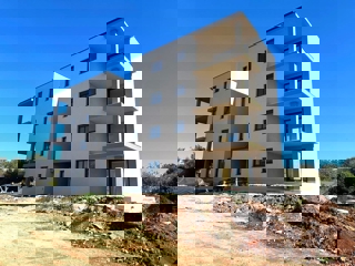 POREČA OKOLICA-NAPRODAJ STANOVANJA V GRADNJI Z DVIGALOM