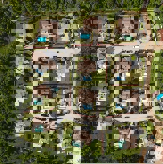 SVETI LOVREČ-HERAKI-INVESTICIJSKI PROJEKT-9 LUKSUZNIH VILA NA PRODAJO