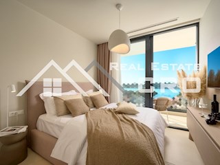 Nepremičnine Čiovo – Luksuzna vila z bazenom in garažo, v mirnem okolju z odprtim pogledom na morje, prodamo