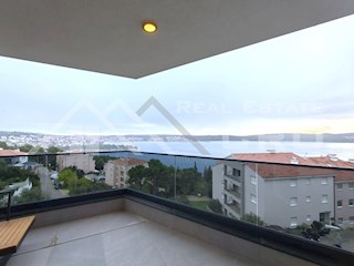 Nepremičnine Čiovo - Penthouse s strešno teraso in čudovitim pogledom na morje, v ekskluzivni novogradnji, prodamo