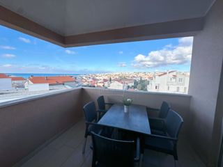 Novalja, mirna lokacija – dvosobno stanovanje v 2. nadstropju