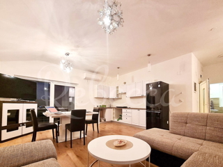 ISTRA, BRTONIGLA, STANOVANJE 84 M2, 2s+sb