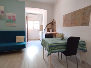 Apartma 48 m2, 1. nadstropje, Pula