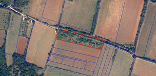 Istra, Šikići, kmetijsko zemljišče 811 m2
