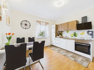Crikvenica - prenovljen apartma, 100 m od morja