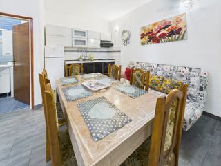 Crikvenica - funkcionalno stanovanje s pokrito teraso