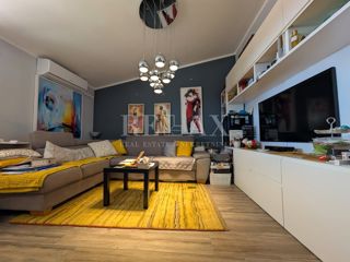 Novi Vinodolski – Stanovanje v Centru s Pogledom na Morje