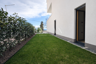 Rijeka, Kantrida - luksuzno stanovanje z vrtom