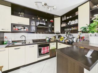 Selce - družinska hiša v bližini centra in morja