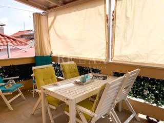 Otok Krk, Baška - kamnita hiša z 2 apartmajema