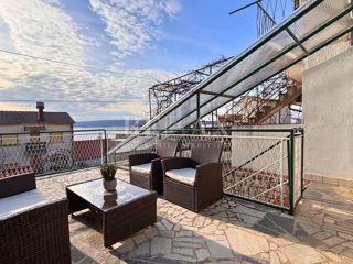 Selce - vrstna hiša s teraso