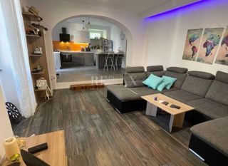 Stanovanje Opatija - Centar, Opatija, 100m2