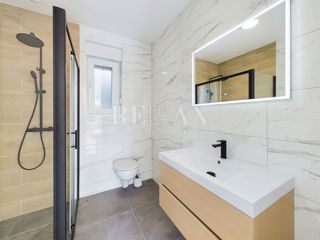 Crikvenica - dvoetažni apartma