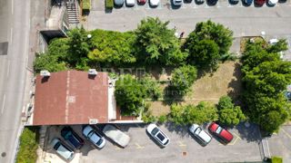 Crikvenica - hiša z vrtom blizu centra