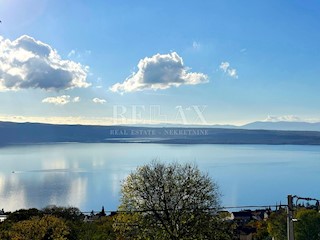 CRIKVENICA, DRAMALJ - Vila z bazenom, pogled na morje