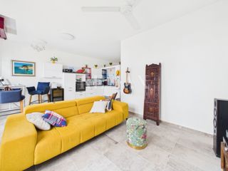 Otok Krk, Bogovići - apartma z bazenom, vrtom
