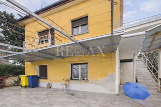 Bribir - hiša na odlični lokaciji